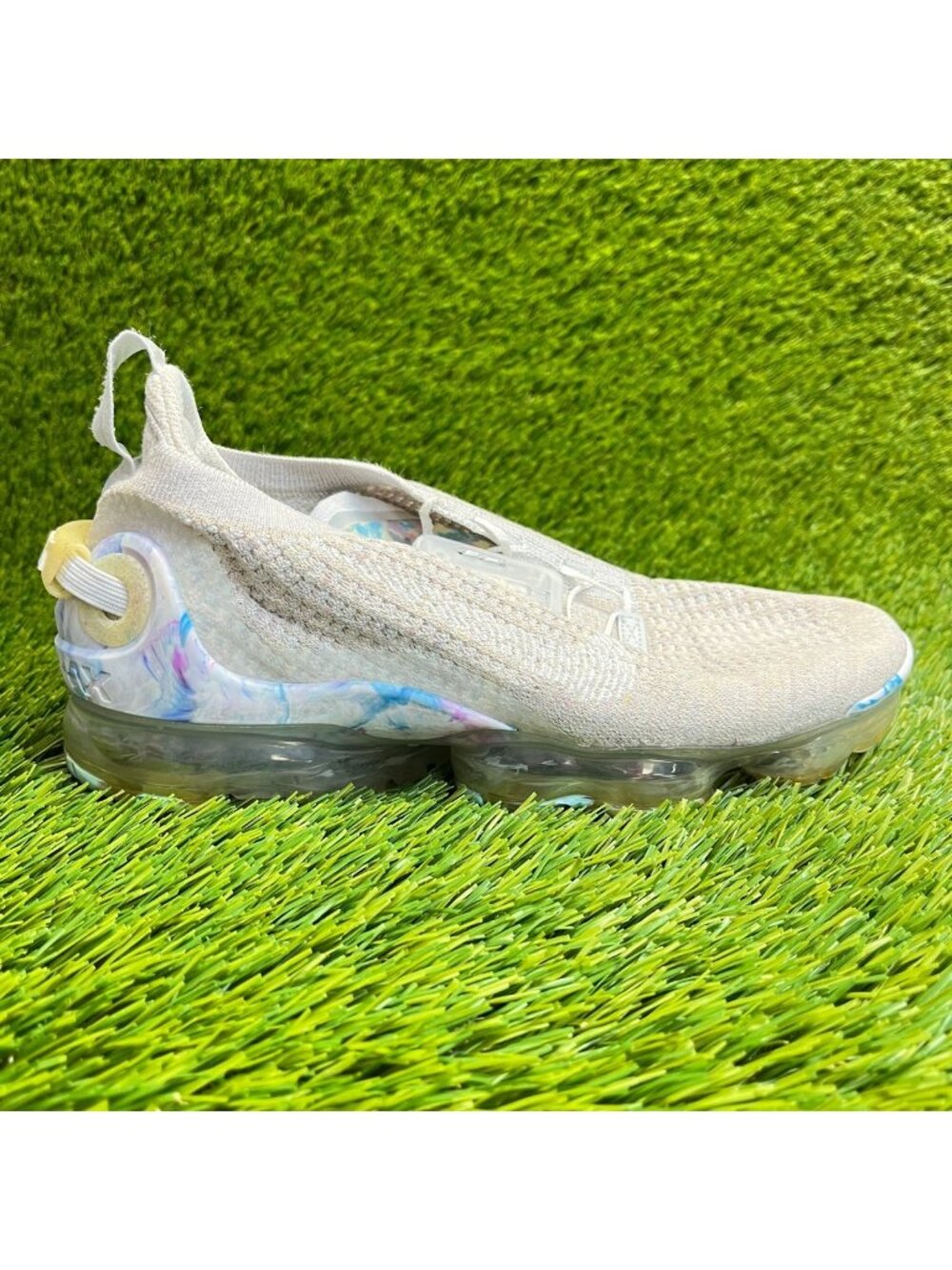 Nike Air VaporMax 2020 Flyknit Womens Size 7 Gray Blue Walking Shoes Sneakers